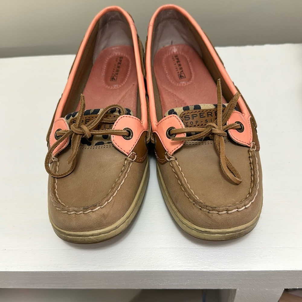 Women’s Sperry shoes pink leather slip on boat leopard print top slider 8.5